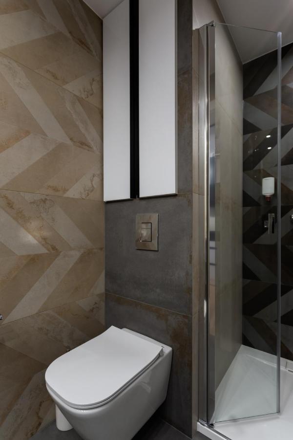Luxurycity Apartment With Terrace Breslavia Esterno foto