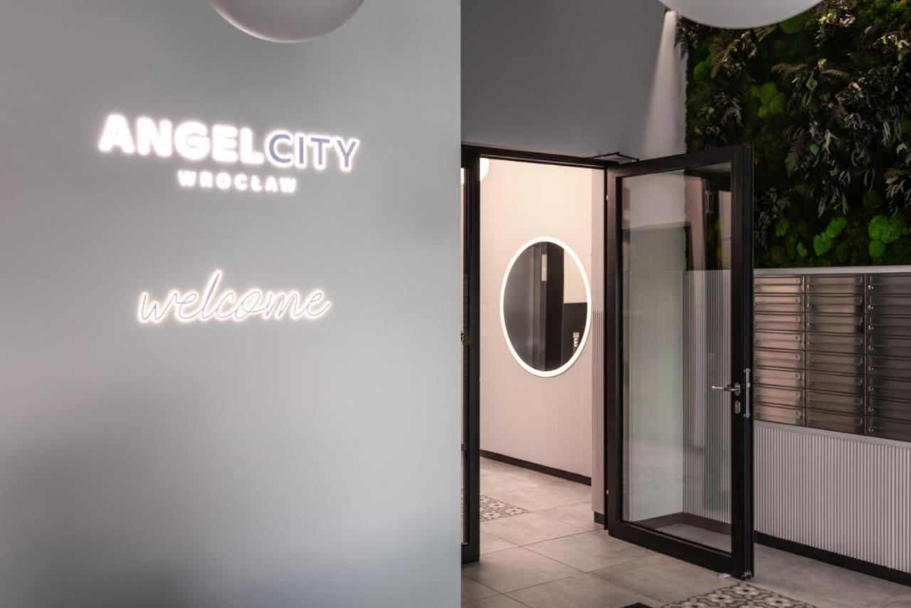 Luxurycity Apartment With Terrace Breslavia Esterno foto
