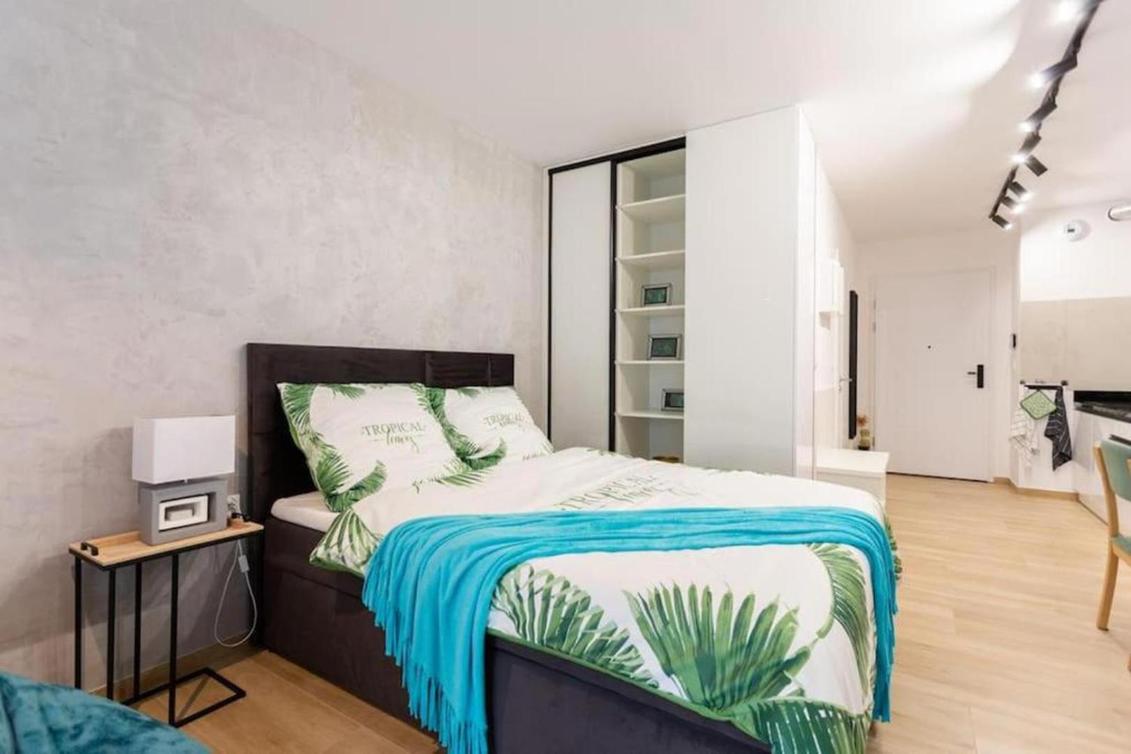 Luxurycity Apartment With Terrace Breslavia Esterno foto