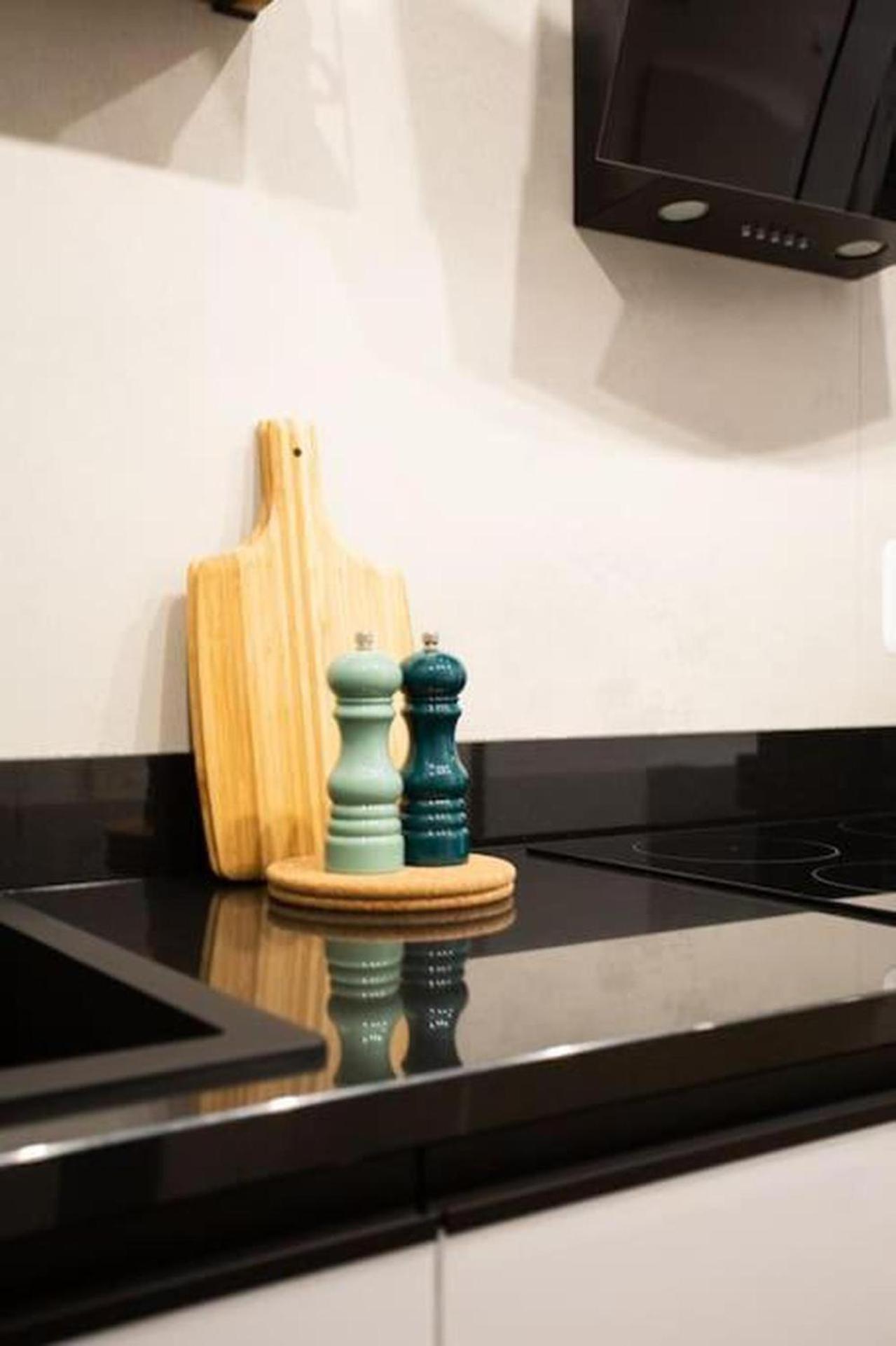 Luxurycity Apartment With Terrace Breslavia Esterno foto